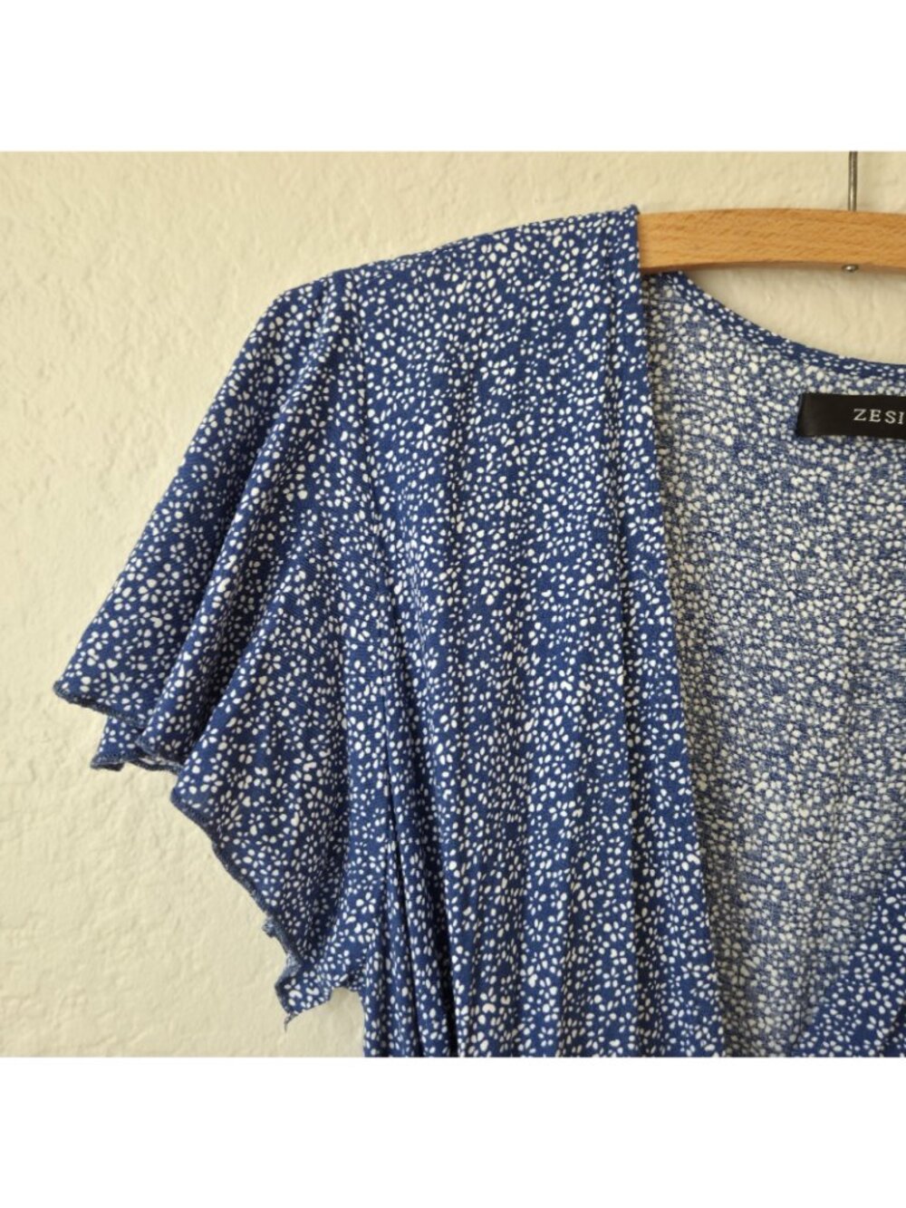 Zesica Wrap Ruffler Midi Dress Womens M Blue/White Floral Short Sleeve VNeck - Picture 4 of 16